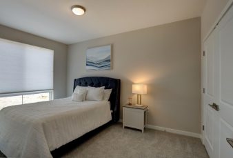 Luxury Lake Park Apartments
