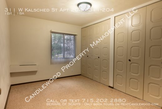 One Bed Deluxe Marshfield Apartment Available NOW!