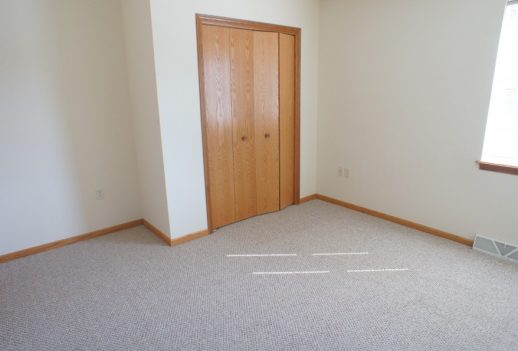 Pet Friendly 3 Bedroom in Stevens Point Available August 1st!