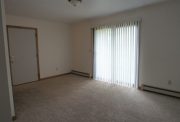 2 Bedroom Upper Apartment with a Garage Available!
