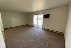 Pet Friendly 2 Bedroom Apartment Available!