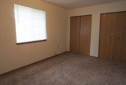 Pet Friendly Upper 2bed/2bath Apartment Available!